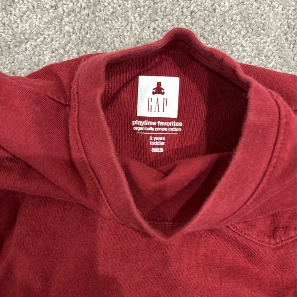 GAP Kids Deep Red & Black Crewneck Tee Bundle - 2T - Picture 2 of 3